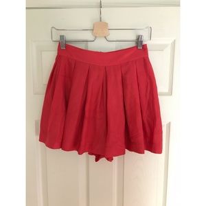 BCBG 🌺 High Rise Flowy Shorts